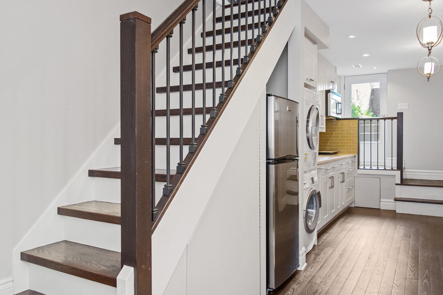 Toronto basement Nanny Suite - Stairs