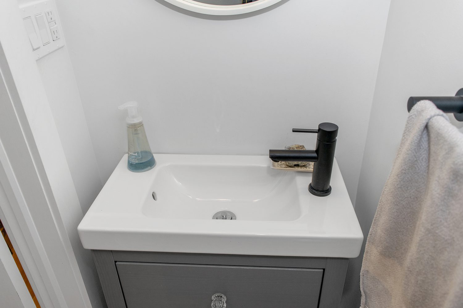 Roncesvalles Toronto Full Home Renovation - Bathroom